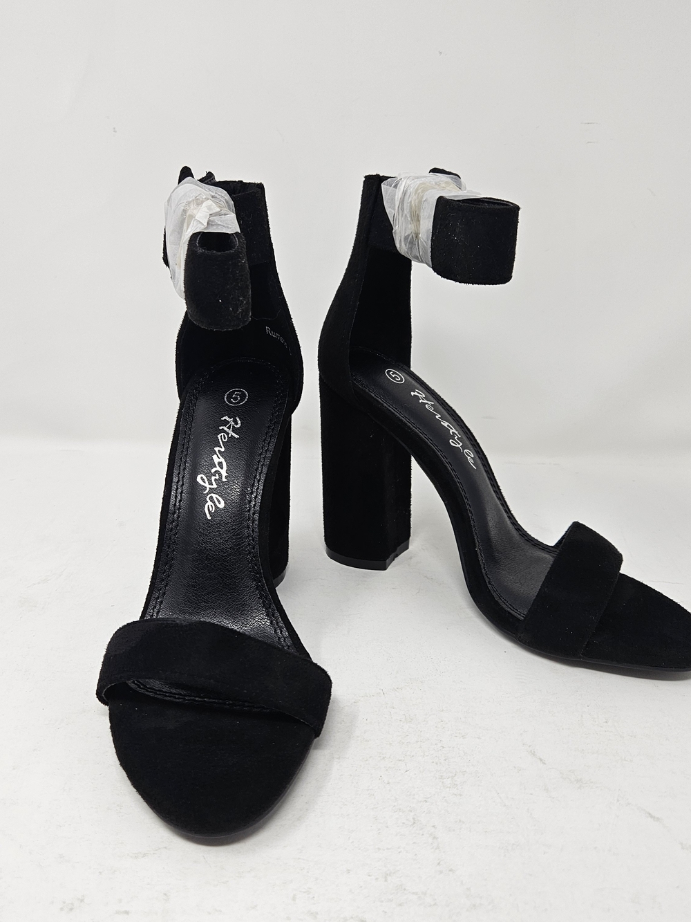 Herstyle Rumors Black Faux Suede Chunky Block Heel Ankle Strap Sandals Size 5